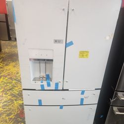 Cafe 36 Inch French Door Refrigerator 27.6 Cu Ft Rose Gold Handles  CVE28DP4NHW2