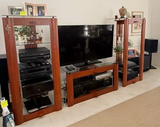 Contemporary Bell’Oggetti Entertainment Center