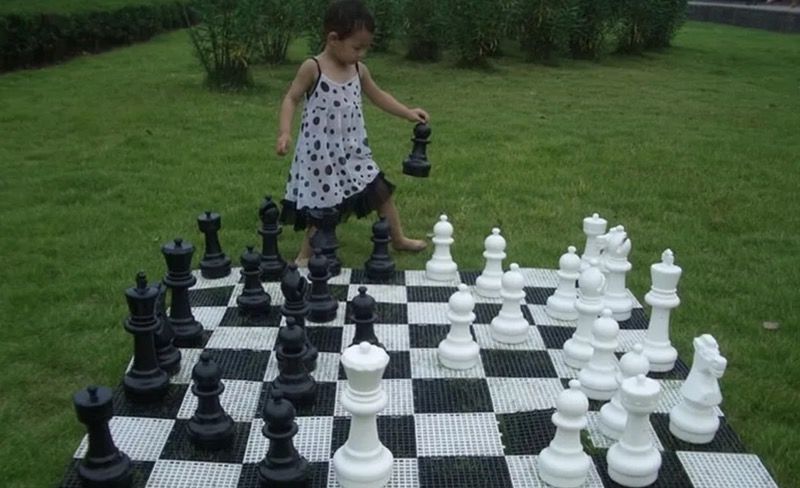 CHESS SET- OUTDOOR/ OVERSIZED