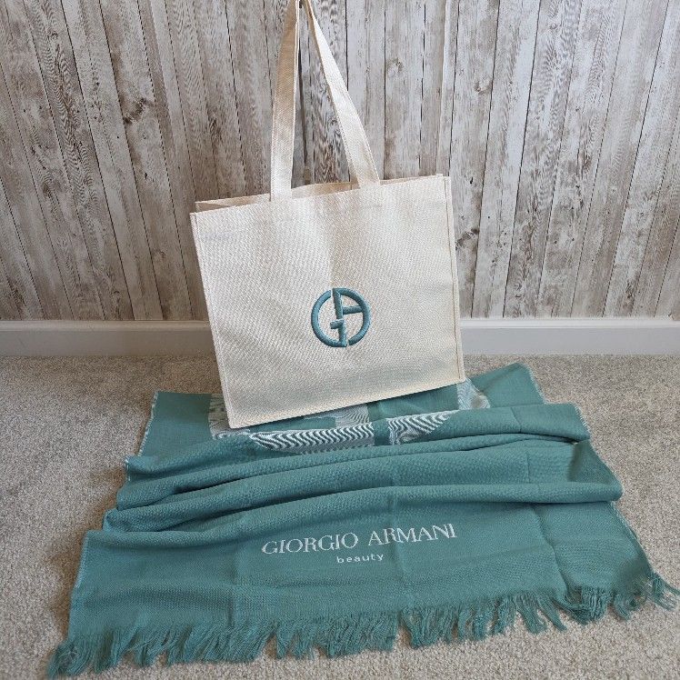 Giorgio Armani Tote Bag With Matching Beach Towel ⛱️