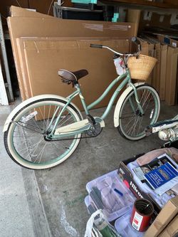 Cruiser bike like new