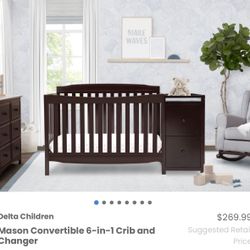 Baby crib with Changing Table