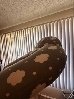 Nursing pillow