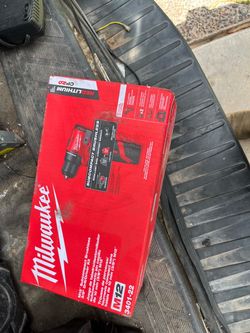 Sub compact drill