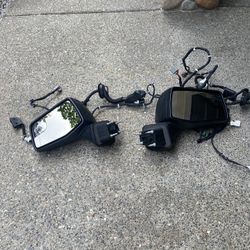 GMC Sierra side mirrors