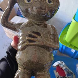 vintage ceramic statue of E.T. 