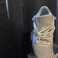 Jordan 11 Cement Grey 