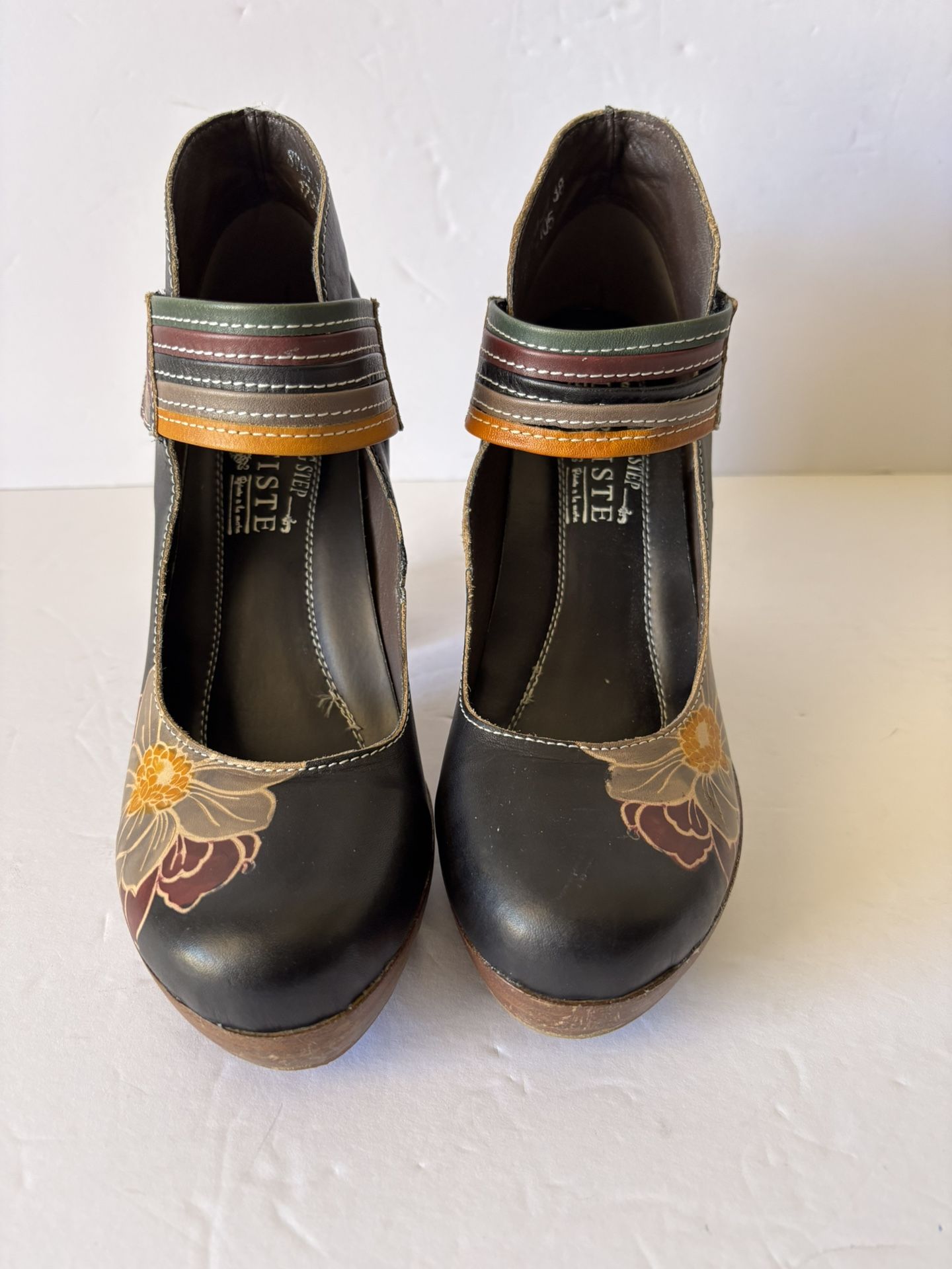 Women’s La’Artiste For Spring Step Svetlina Platform Pump Shoes