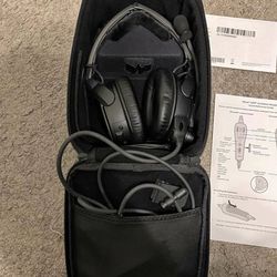 Bose A20 Aviation Headset 
