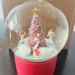 Brand New Merri Glow Snow Globe