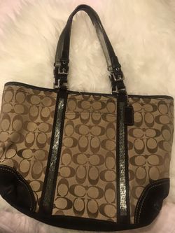 COACH MONOGRAM PURSE