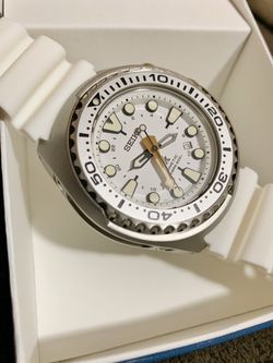 Seiko SUN 043 GMT Watch 50th anniversary Limited edition (Yeti) for Sale in  Northbrook, IL - OfferUp
