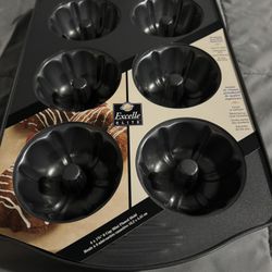 Excelle Elite 6 Cup Mini Fluted Mold