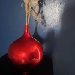 Red vase