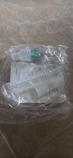 Nebulizer supply kit