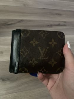 Louis Vuitton Men’s Wallet