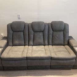 🚨 STEAL ALERT! Couches 