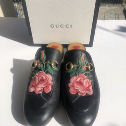 Gucci shoes for woman used