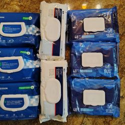 Wipes. 8 Packs / Bags.  All 8 Bags For 10.00