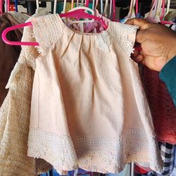 Lots Of Baby Girl Clothes 