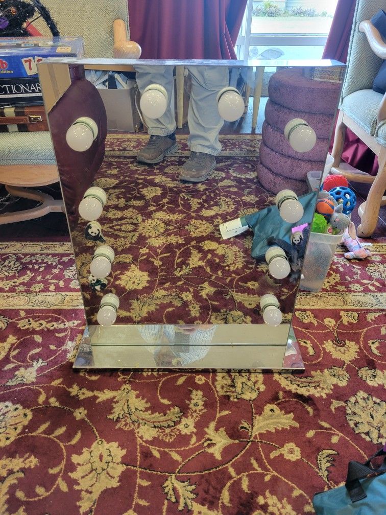 Make Up Mirror 