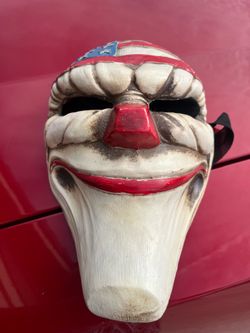 Clown hard mask