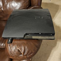 PS3 USED IN GREAT CONDITION 
