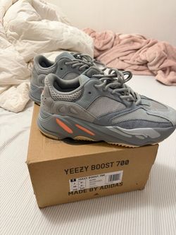 Yeezy 700