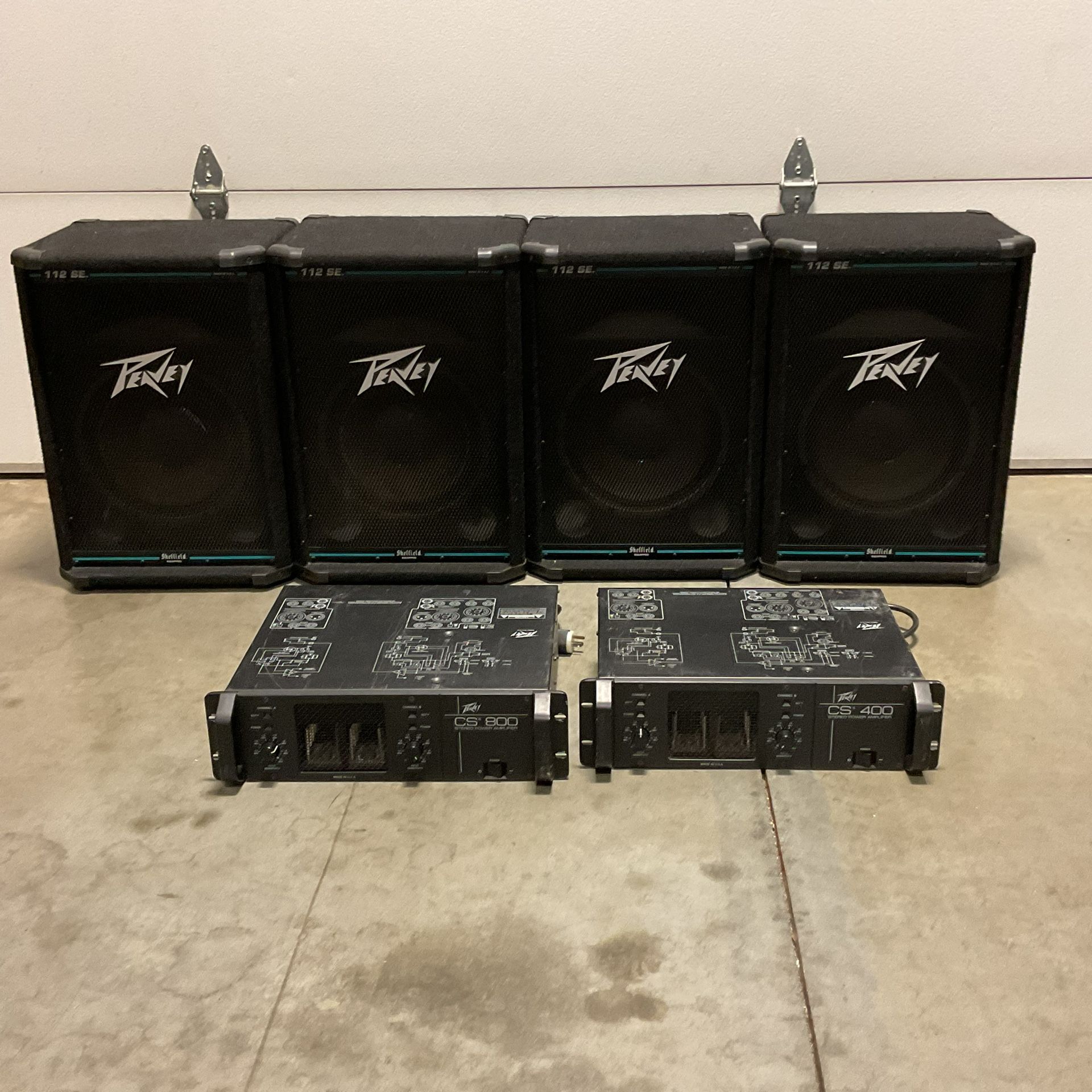 Peavey Professional 112SE Cabinet Speakers And Power Amplifiers