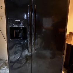 Frigidaire Refrigerator Freezer