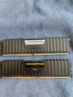 Corsair LPX 32GB 2 x 16GB Memory, Vengeance LPX Black
