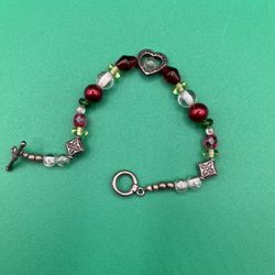 Red, White And Green Beaded Christmas With Heart Charm Toggle Bracelet 