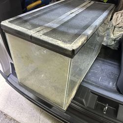 Aquarium 10”x 20”x 12h” 10 Gallon