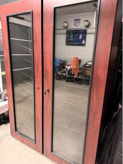 Wine cabinet storage
