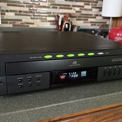 RCA RP-8075RS 5-Disc CD Changer - Works Well