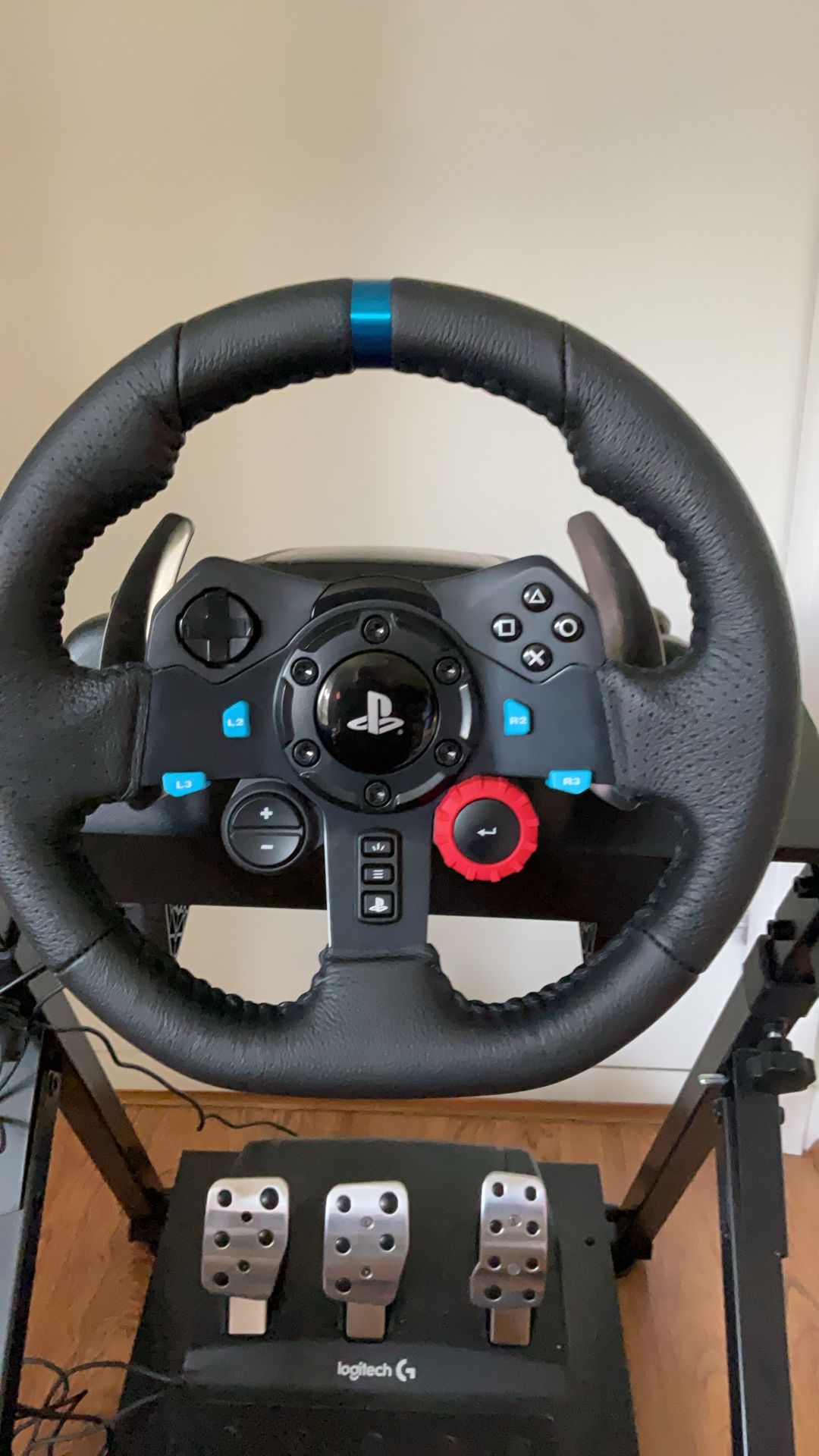 Logitech G29 W/ Stand