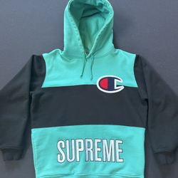 Supreme Hoodie