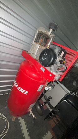 Air compressor