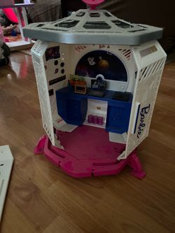 Barbie rocket play set
