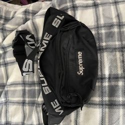 Supreme Waist Bag $140