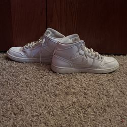 Jordan White Mids