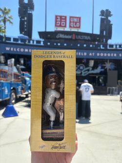 Dodgers legend Reggie Smith bobblehead