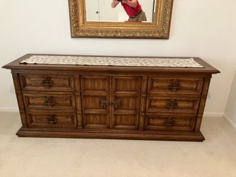 Dresser