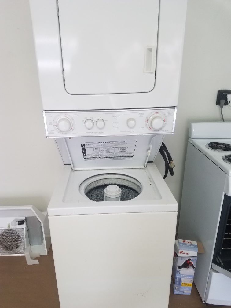Laundry Unit (Washer/Dryer Combo)