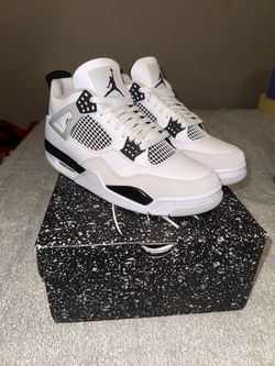 Air Jordan 4 Retro Military Black Size 10 Mens