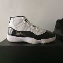 Air Jordan 11 Retro SIZE 10.5  Price Firm NEW *Authentic *