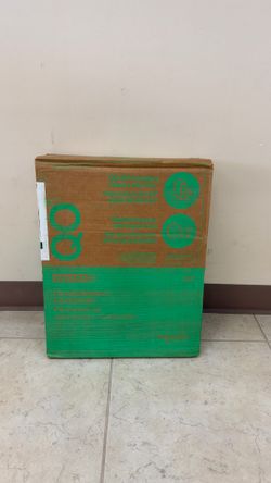 QO 125 AMP 12-SPACE 12-CIRCUIT INDOOR MAIN LOAD CENTER WITH COVER