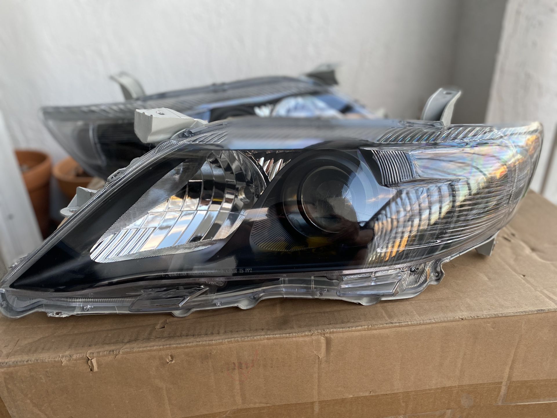 2010-2011 Toyota Camry Headlight with HID 6k