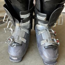 Men’s Ski Boots (Dabello Aerro)
