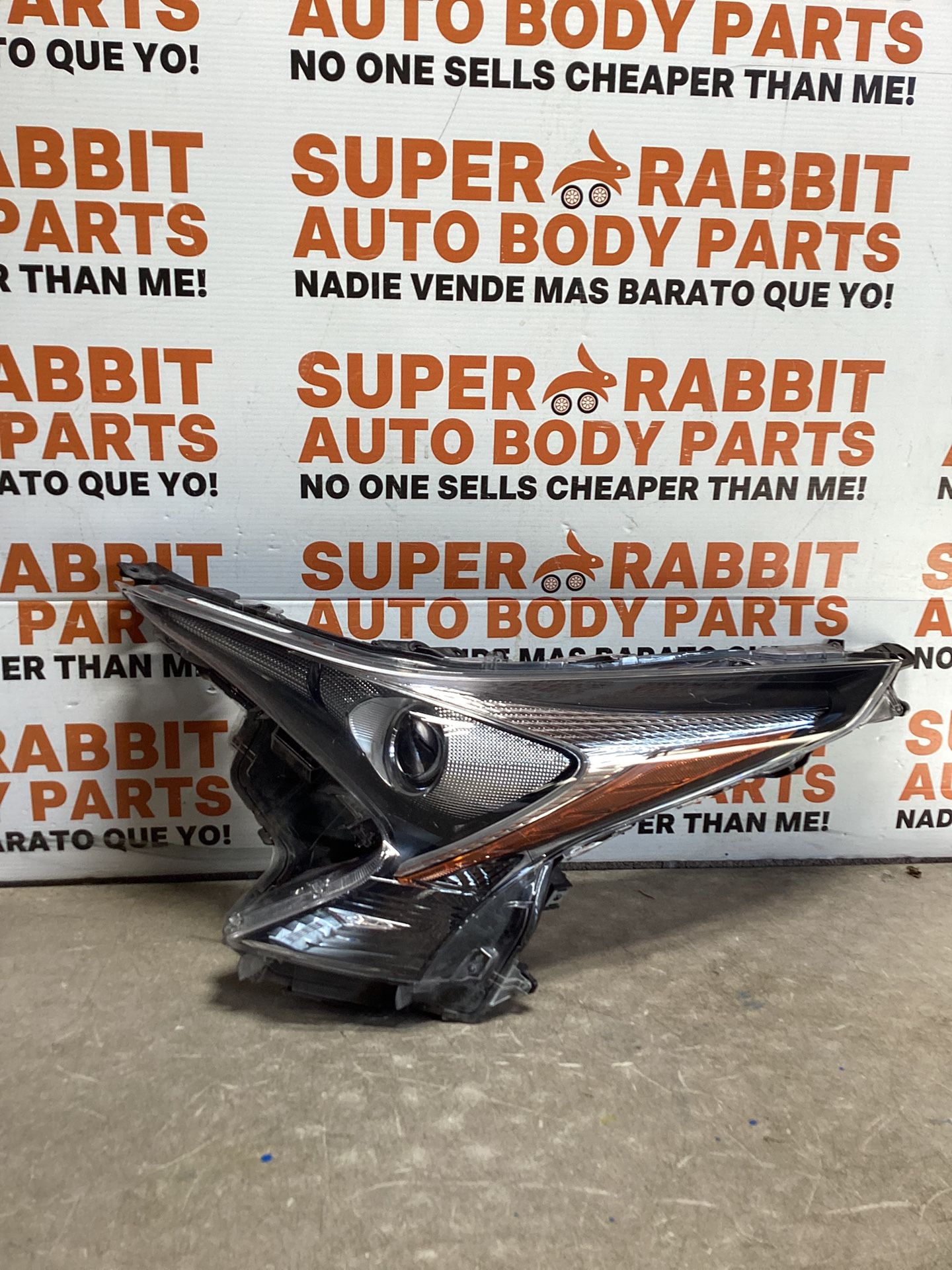 2016 Prius Headlight Driver Halogen Original OEM Complete 😎 2018